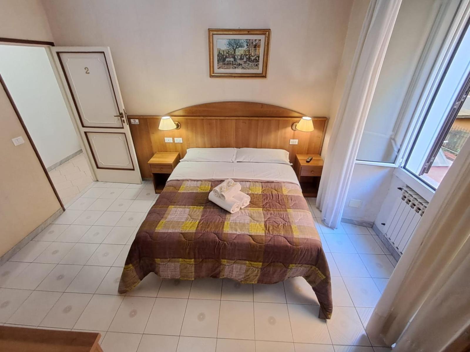 Nahid Accommodation Rom Exterior foto