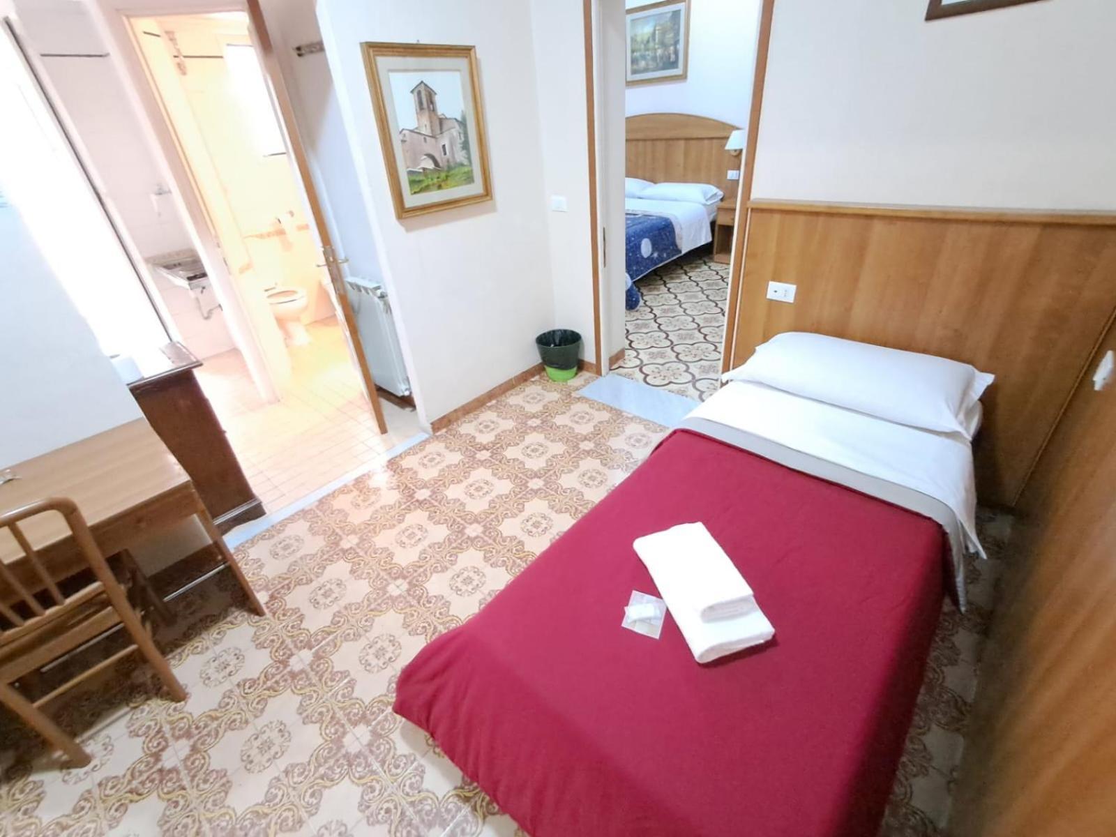 Nahid Accommodation Rom Exterior foto