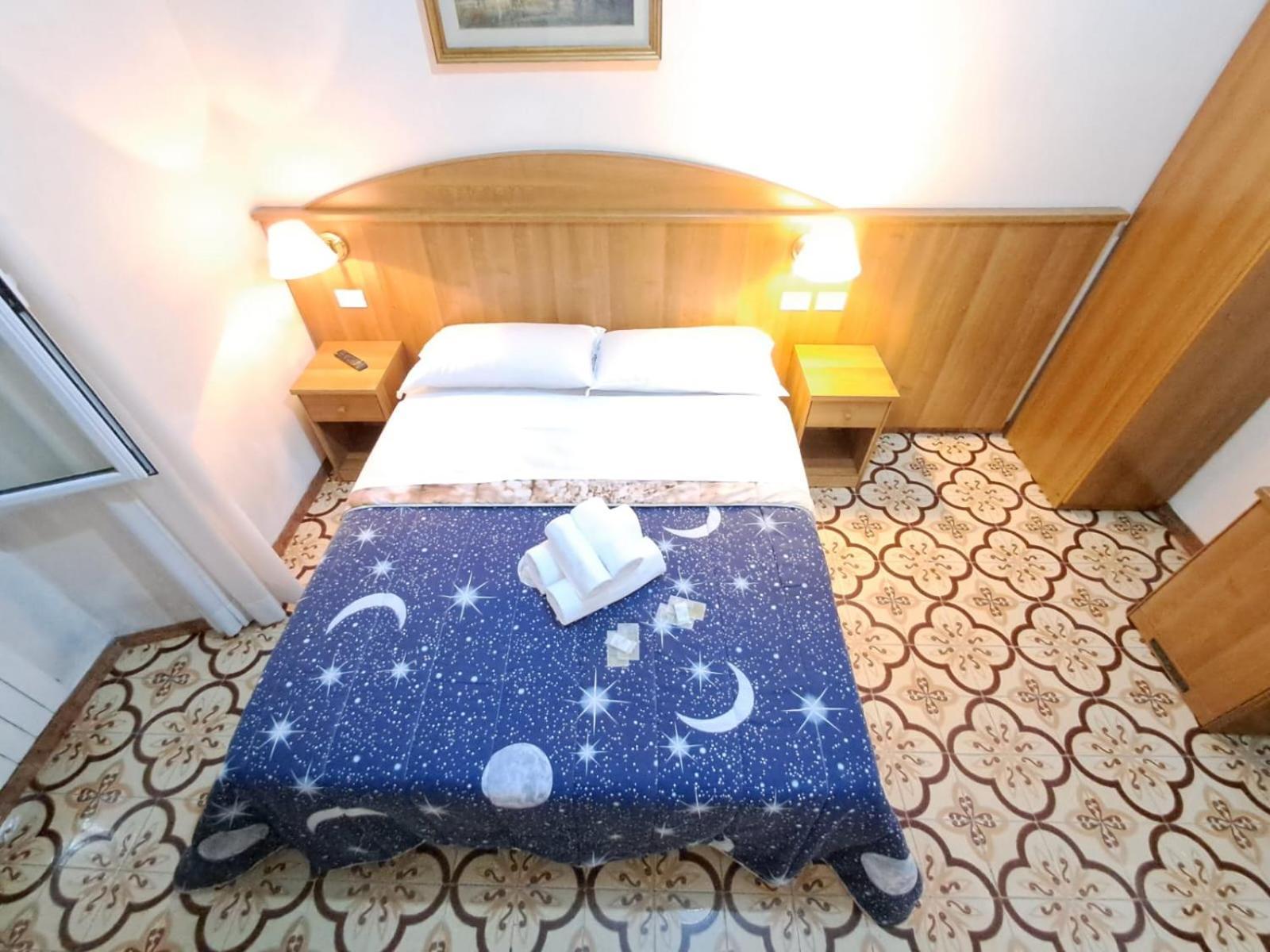 Nahid Accommodation Rom Exterior foto