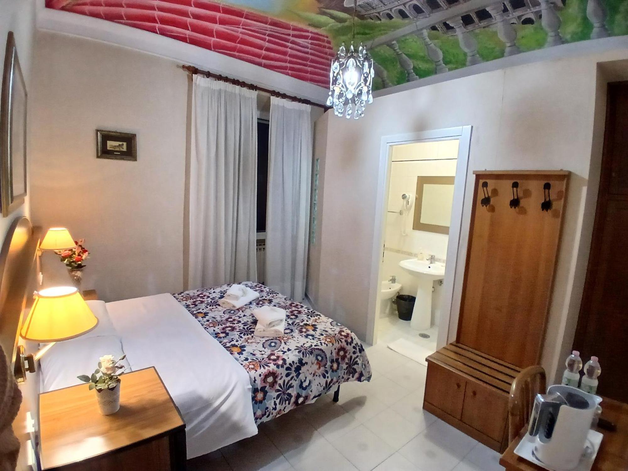 Nahid Accommodation Rom Exterior foto